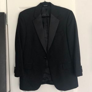 EUC black tuxedo